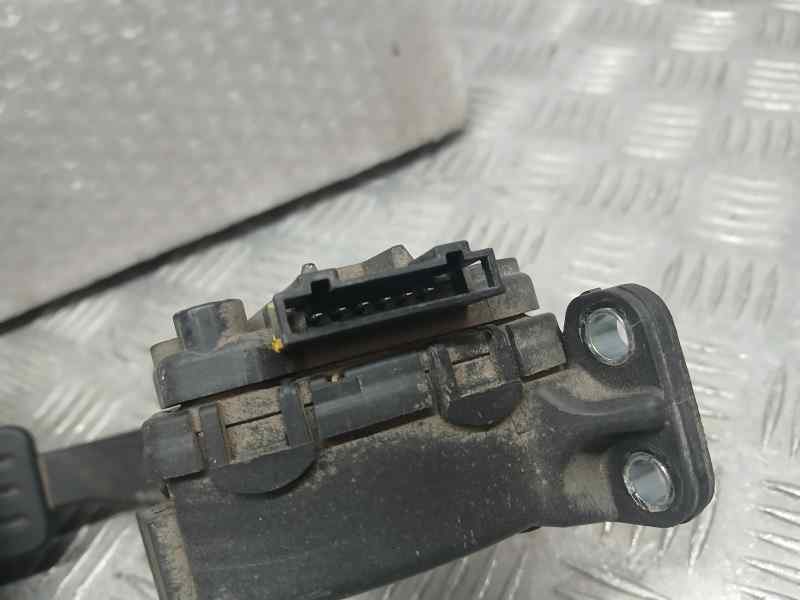 Recambio de potenciometro pedal para dacia sandero laureate referencia OEM IAM 8200386506D 6PV00908502 HELLA