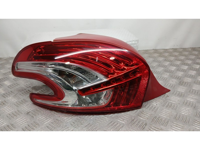 Recambio de piloto trasero izquierdo para peugeot 208 i (ca_, cc_) 1.4 hdi referencia OEM IAM 9672628280  