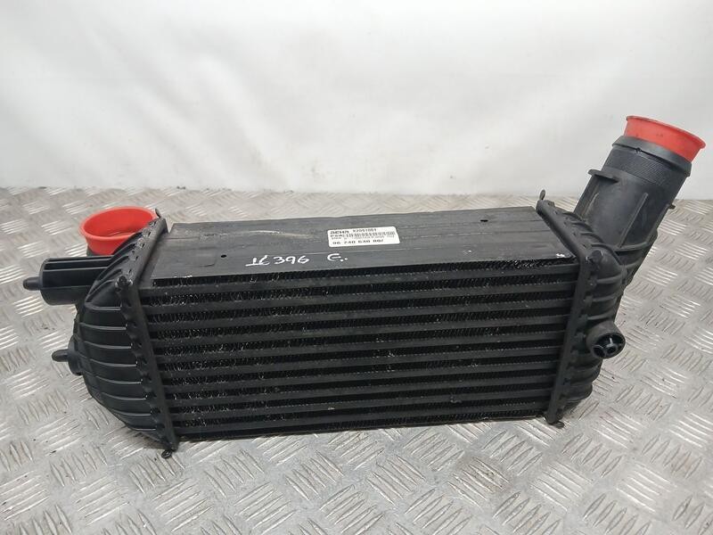 Recambio de intercooler para peugeot rcz basis referencia OEM IAM 9674064080 BEHR X2091001