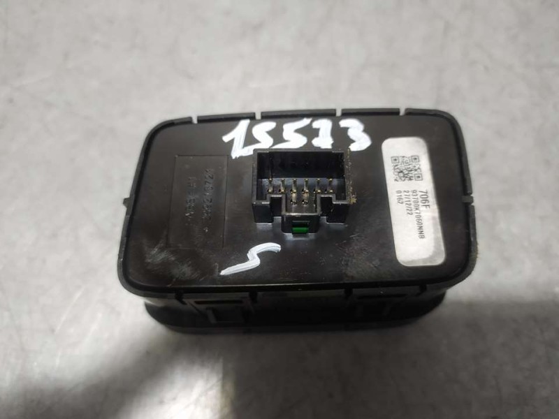 Recambio de mando multifuncion para hyundai i10 (ac3) essence referencia OEM IAM 93700K7060NNB 299213720 