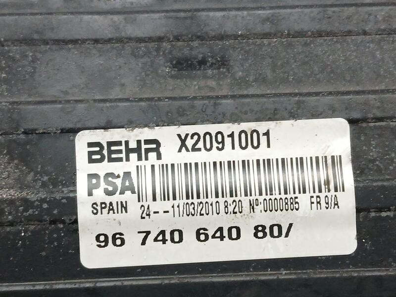 Recambio de intercooler para peugeot rcz basis referencia OEM IAM 9674064080 BEHR X2091001