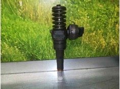 Recambio de inyector para seat leon (1p1) 2.0 tdi referencia OEM IAM 038130073AG 0414720215 BOSCH