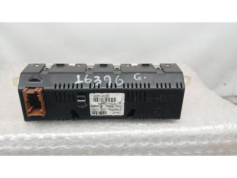 Recambio de pantalla multifuncion para peugeot rcz basis referencia OEM IAM 9666631380  NS421611