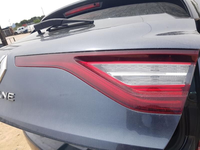 Recambio de piloto trasero derecho interior para renault megane iv hatchback (b9a/m/n_) 1.5 dci 110 (b9a3) referencia OEM IAM 26