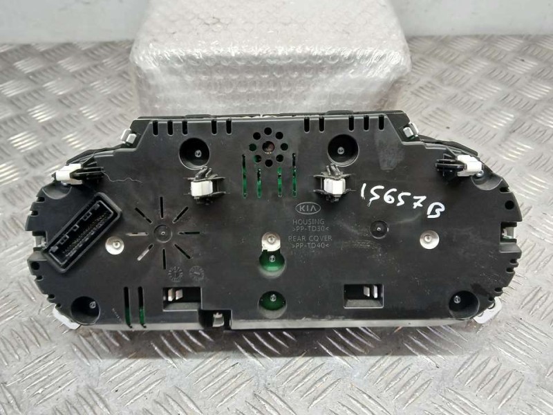 Recambio de cuadro instrumentos para kia cee´d business referencia OEM IAM 94033A2020 A2C1053000 
