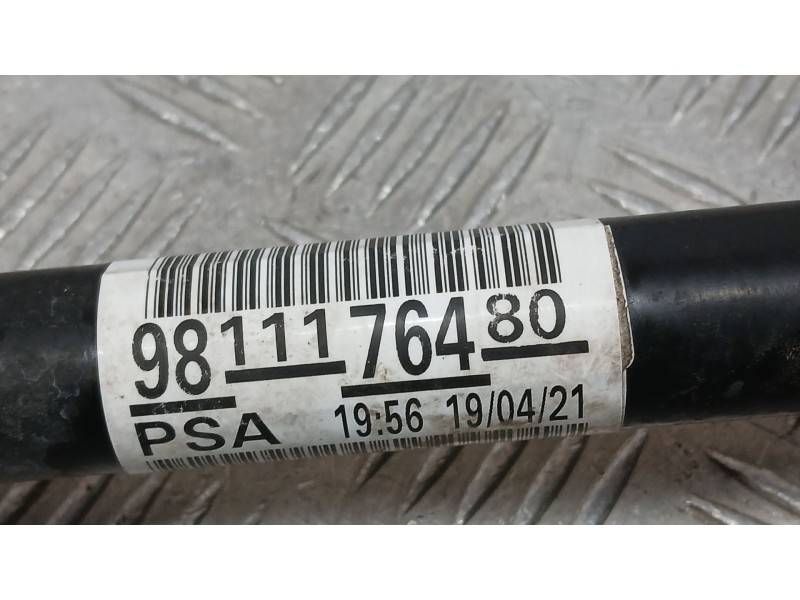 Recambio de transmision delantera derecha para peugeot 3008 gt line referencia OEM IAM 9808076080  