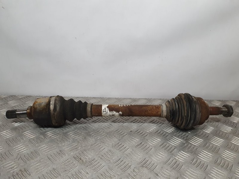 Recambio de transmision delantera izquierda para peugeot 308 premium referencia OEM IAM SIN REF  