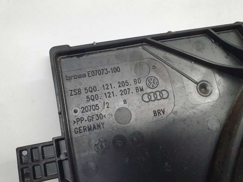 Recambio de electroventilador para audi a3 sedan (8ys) 35 tdi s line referencia OEM IAM 5Q0121205BD E07073100 BROSE