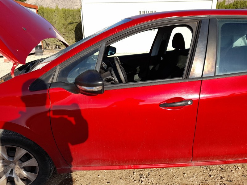 Recambio de puerta delantera izquierda para peugeot 208 i (ca_, cc_) 1.4 hdi referencia OEM IAM 9807820780  
