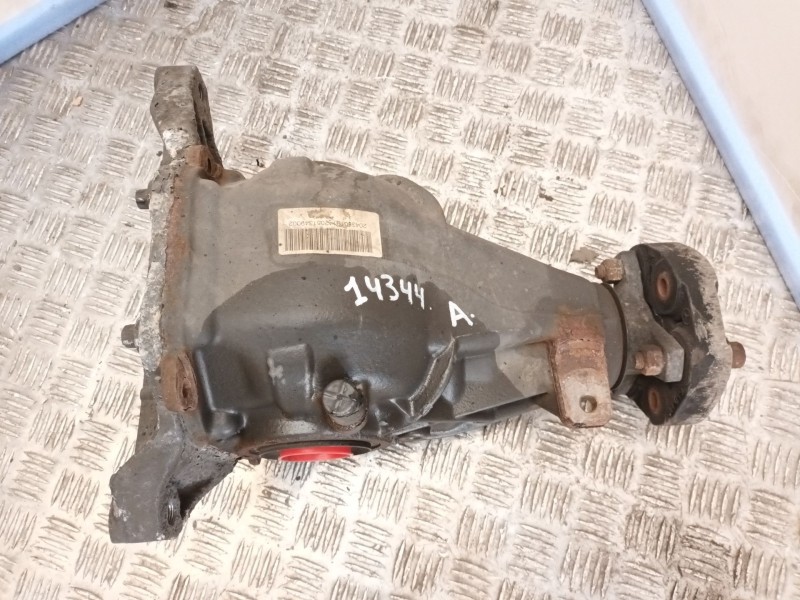 Recambio de diferencial trasero para mercedes-benz clase c (w204) familiar 180 t kompressor (204.246) referencia OEM IAM 2043501