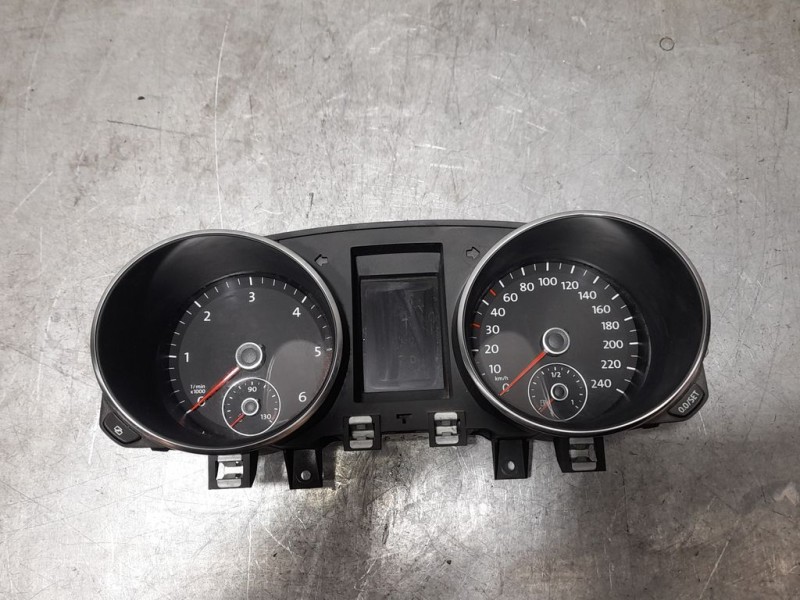 Recambio de cuadro instrumentos para volkswagen golf vi (5k1) advance referencia OEM IAM 5K0920870C VDD02417 