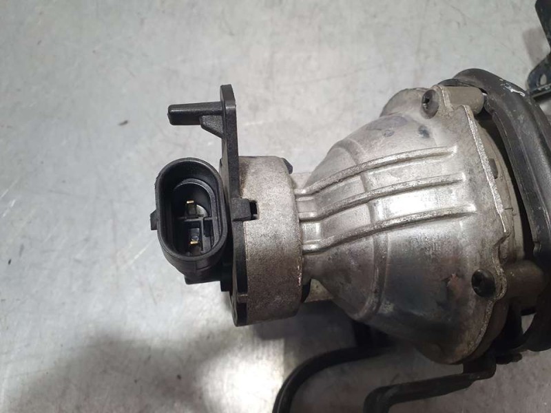 Recambio de faro antiniebla izquierdo para kia cee´d business referencia OEM IAM 92201A2300  