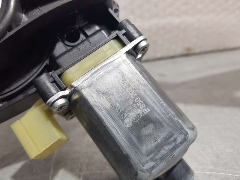 Recambio de elevalunas delantero derecho para audi a3 sedan (8ys) 35 tdi s line referencia OEM IAM 8Y0837462  ELECTRICO 2 PINS