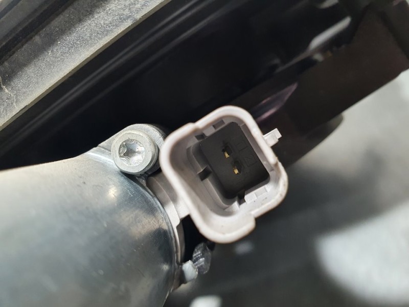 Recambio de elevalunas delantero derecho para citroën berlingo start m referencia OEM IAM 9817212080  ELECTRICO 2 PINES