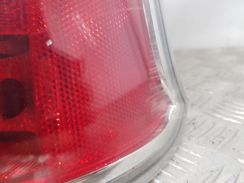 Recambio de piloto trasero derecho para hyundai accent iii (mc) 1.5 crdi gls referencia OEM IAM 924011E221 ROZADO 