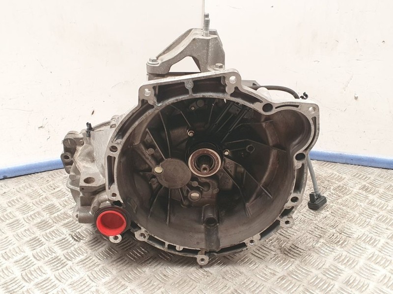 Recambio de caja cambios para ford fiesta (ccn) trend referencia OEM IAM 8A6R7002JL 220914 5VELOCIDADES