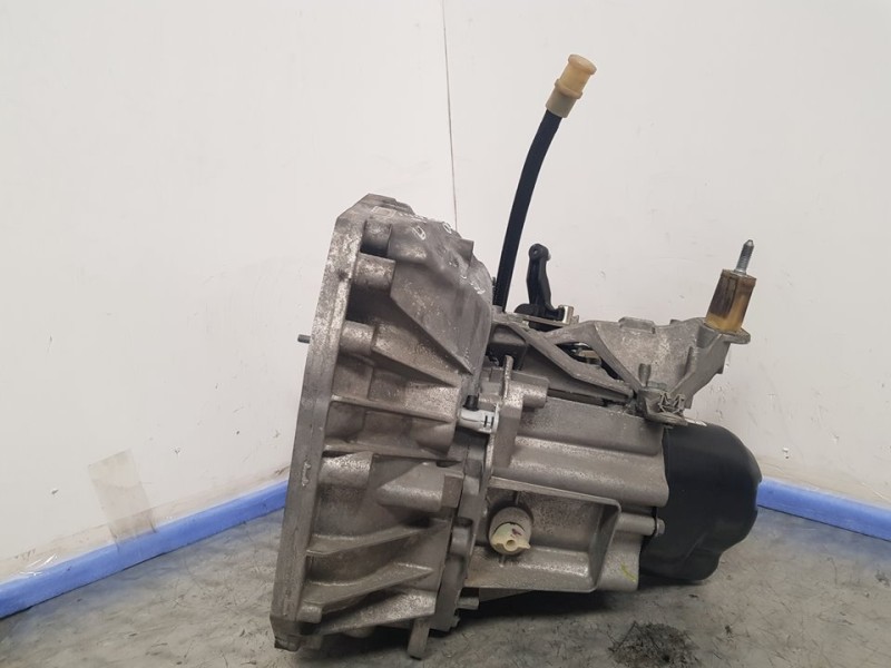 Recambio de caja cambios para renault captur life referencia OEM IAM JR5357 5VELOCIDADES A044481 5VELOCIDADES
