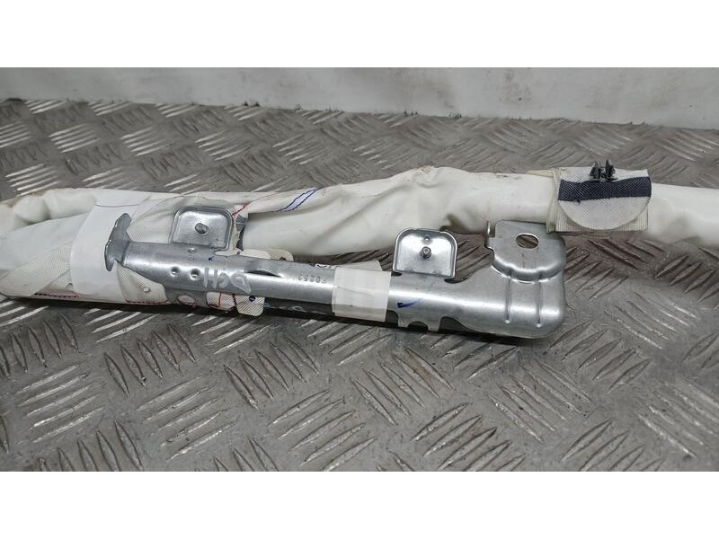 Recambio de airbag cortina delantero derecho para renault captur ii evolution referencia OEM IAM 986P04293R AUTOLIV 640893600