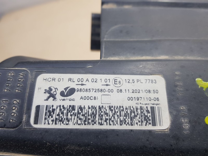Recambio de faro derecho para peugeot expert furgoneta (v_) 1.5 bluehdi 100 referencia OEM IAM 9808572580 SOPORTE ROTO 