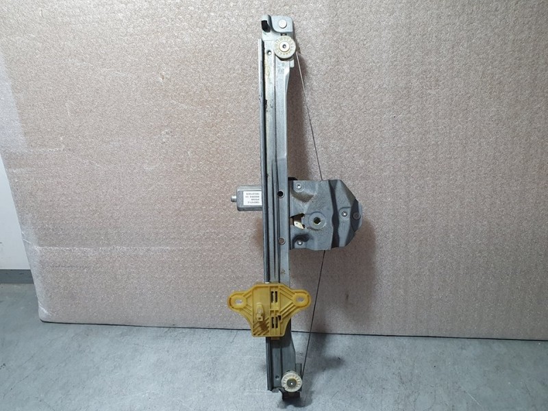 Recambio de elevalunas delantero derecho para renault captur life referencia OEM IAM 807200713R  ELECTRICO