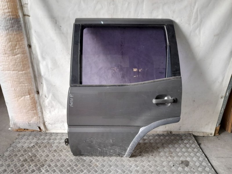 Recambio de puerta trasera izquierda para nissan terrano/terrano.ii (r20) comfort referencia OEM IAM 821017F630 TOCADA TOCADA