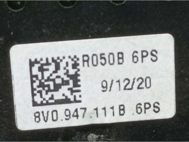 Recambio de luz interior para audi a3 sedan (8ys) 35 tdi s line referencia OEM IAM 8V0947111A  TRASERA