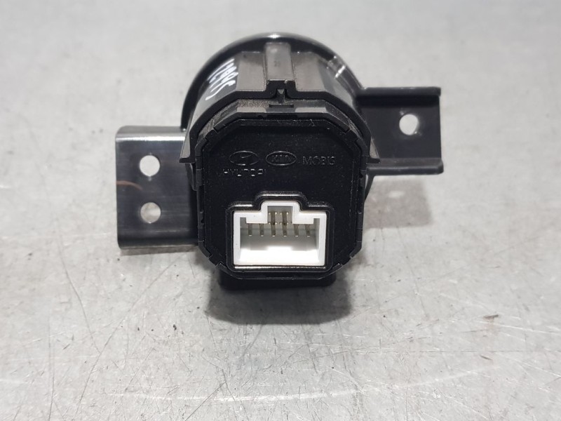 Recambio de boton start/stop para hyundai kona pure referencia OEM IAM 93500J9000RUG  