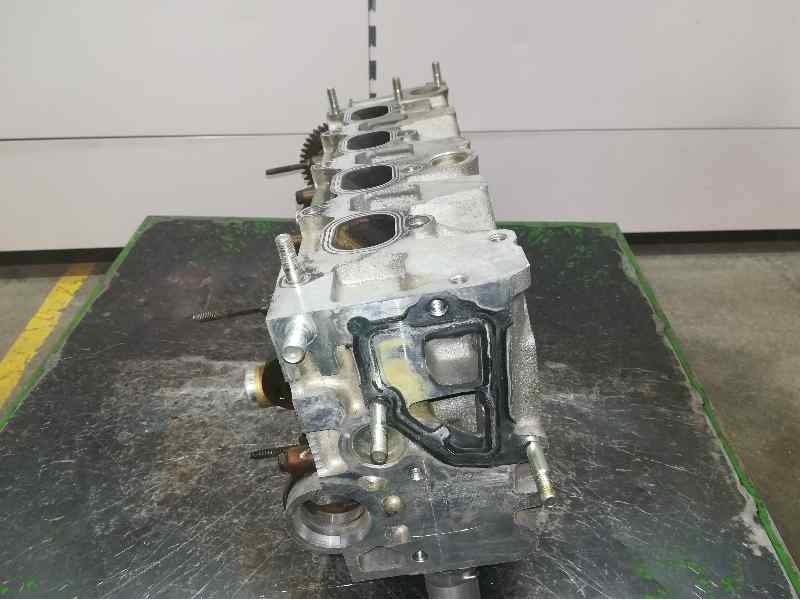 Recambio de culata para toyota celica referencia OEM IAM S49  SE RECOMIENDA COMPROBAR A PRESIÓN