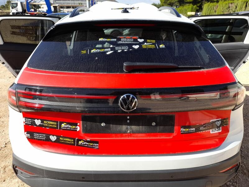 Recambio de porton trasero para volkswagen taigo (cs1) 1.0 tsi referencia OEM IAM 2G7827025D  