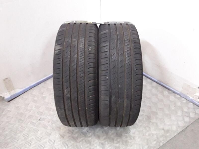 Recambio de neumatico pareja para neumaticos reutilizados - referencia OEM IAM 195551687V BARUM 195/55/16/87V