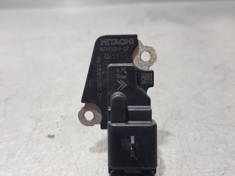 Recambio de caudalimetro para citroën c3 feel referencia OEM IAM 967709308001 AFH50M27 HITACHI