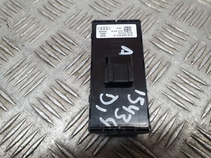 Recambio de mando elevalunas delantero izquierdo para audi a3 sedan (8ys) 35 tdi s line referencia OEM IAM 83A959851A  