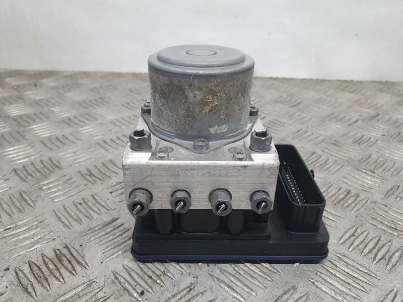 Recambio de abs para fiat 500 x (334) urban referencia OEM IAM 52137660 A008P156 TRW