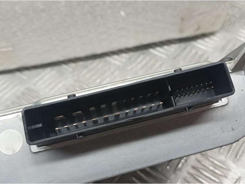 Recambio de amplificador radio para seat arona fr referencia OEM IAM 5Q6035456 EAAA1117AO PANASONIC