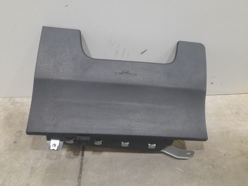 Recambio de airbag rodillas para toyota rav 4 exclusive referencia OEM IAM TG11D01003  4B0G07615M1J