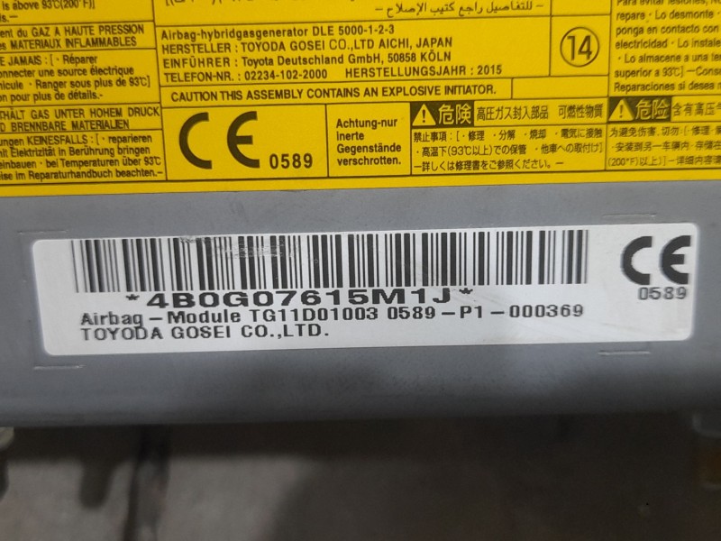 Recambio de airbag rodillas para toyota rav 4 exclusive referencia OEM IAM TG11D01003  4B0G07615M1J