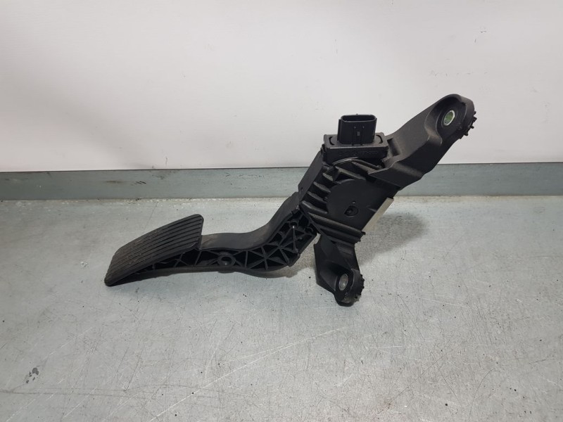 Recambio de potenciometro pedal para hyundai kona pure referencia OEM IAM 27088018 CN02437268 