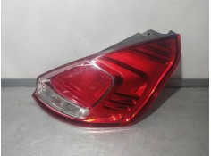 Recambio de piloto trasero derecho para ford fiesta (ccn) trend referencia OEM IAM 1877010  RAYADO