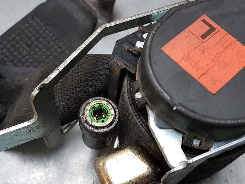 Recambio de pretensor airbag izquierdo para opel agila básico referencia OEM IAM 560943300  
