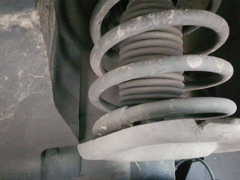 Recambio de amortiguador delantero izquierdo para peugeot 5008 (0u_, 0e_) 1.2 referencia OEM IAM 9807734180  