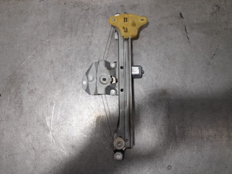 Recambio de elevalunas trasero izquierdo para renault captur zen referencia OEM IAM 827012973R  ELECTRICO 2 PINES