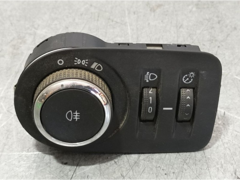 Recambio de mando luces para opel corsa e selective referencia OEM IAM 13470443  