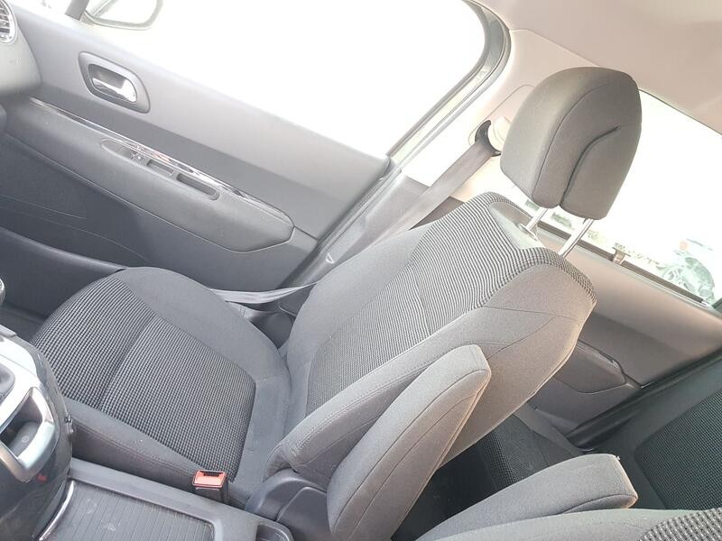 Recambio de asiento delantero derecho para peugeot 5008 (0u_, 0e_) 1.2 referencia OEM IAM   C/AIRBAG