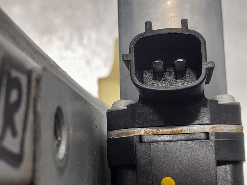 Recambio de elevalunas trasero izquierdo para renault captur zen referencia OEM IAM 827012973R  ELECTRICO 2 PINES