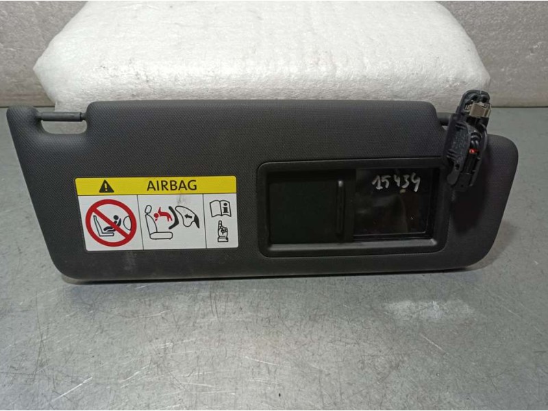 Recambio de parasol derecho para audi a3 sedan (8ys) 35 tdi s line referencia OEM IAM 8W0857552  CON LUZ