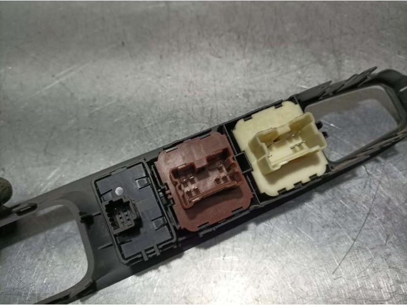 Recambio de mando elevalunas delantero izquierdo para renault captur zen referencia OEM IAM 254118722R 254113300R 