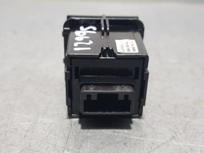 Recambio de warning para hyundai kona pure referencia OEM IAM 93790J9000  