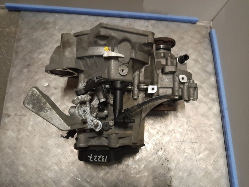 Recambio de caja cambios para seat ibiza sc (6j1) reference referencia OEM IAM MZK 27104 5VELOCIDADES