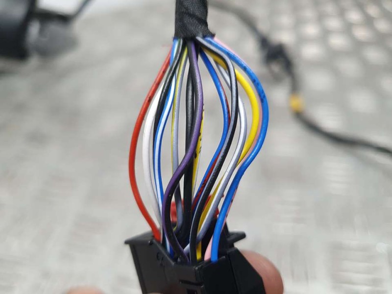 Recambio de retrovisor derecho para audi a3 sedan (8ys) 35 tdi s line referencia OEM IAM 23962768  ELECTRICO 14 CABLES