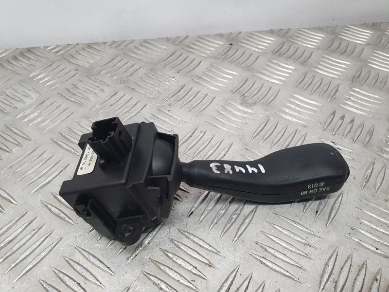 Recambio de mando intermitentes para bmw x5 (e53) 3.0d referencia OEM IAM 8363668 0110401025 